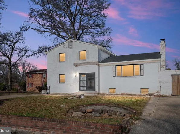 5009 Barto Ave, Suitland, MD 20746