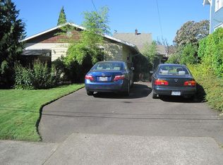 3963-3965 SE Mall St, Portland, OR 97202