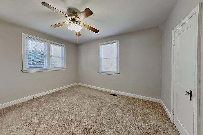 3802 Biddison Ln — Photo 12