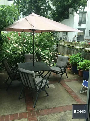 Rented by Bond New York | media 17