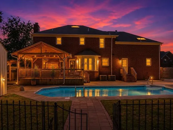 3618 Point Elizabeth Dr, Chesapeake, VA 23321