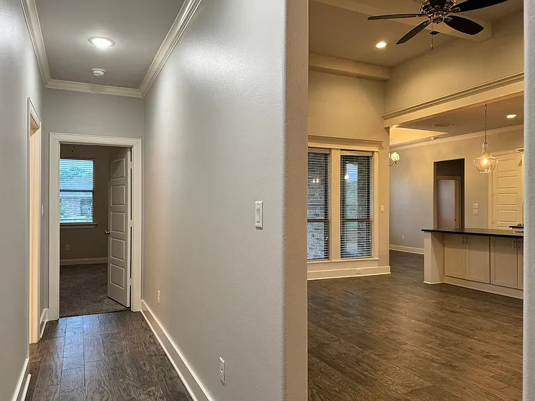 7315 Rolling Acres Pl — Photo 27