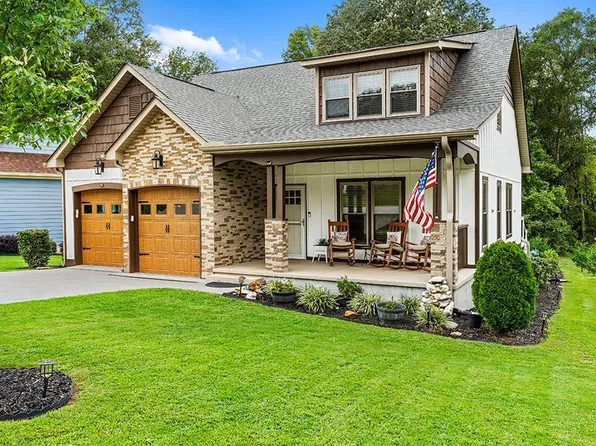 104 Champion Grn, Greenwood, SC 29649