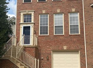 81 Arell Ct, Alexandria, VA 22304