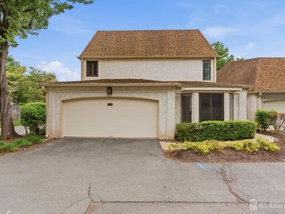 76 Carriage Pl, Edison, NJ, 08820
