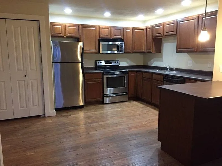 2220 Baxter Ln #6 — Photo 1