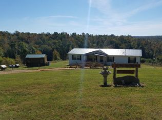 610 Lewis A Clemmons Rd, Edmonton, KY 42129