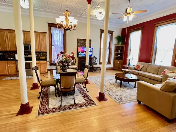 605 Bluff St, Dubuque, IA