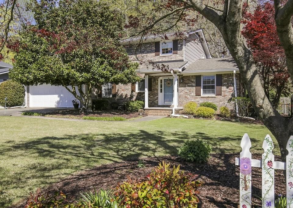 1st image of 618 Hillandale Cir SW