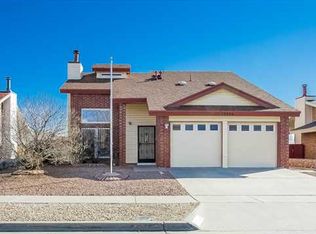 10906 Yogi Berra Dr, El Paso, TX 79934