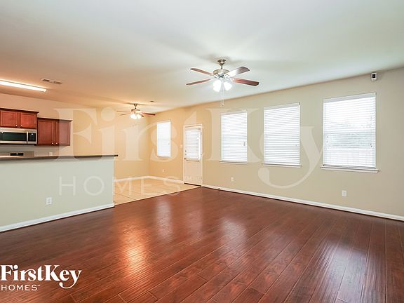 5th image of 4717 Cedar Springs Dr