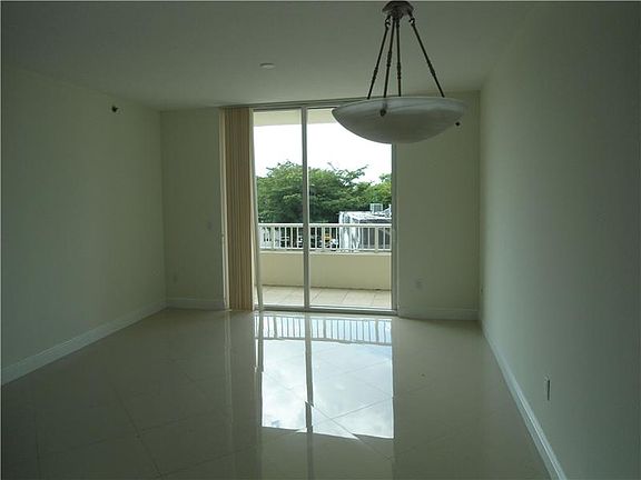 3rd image of 1451 S Miami Ave APT 1407