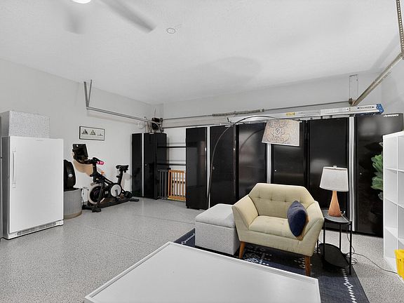 3rd image of 2149 Vista De Colinas Dr SE