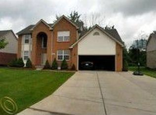 1602 Angela Rd, Commerce Township, MI 48390