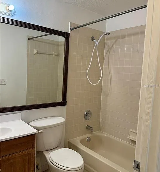 2194 Cypress Bay Blvd — Photo 9