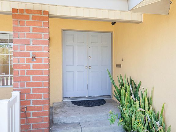 2nd image of 1688 Oakhorne Dr