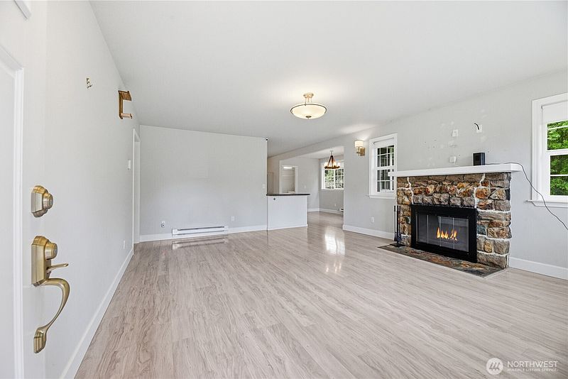 5th image of 10209 A Street S