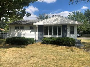 87 Avon Rd, Tonawanda, NY 14150