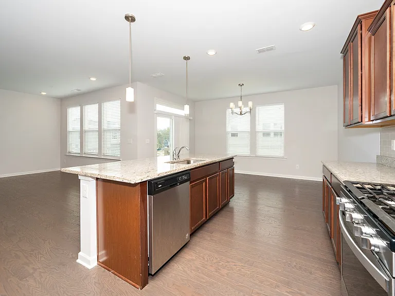 4050 Reunion Creek Pkwy — Photo 7