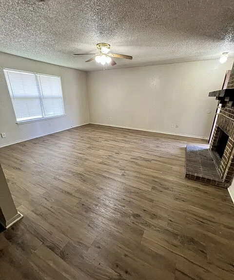 1051 Cottonwood Trl — Photo 1