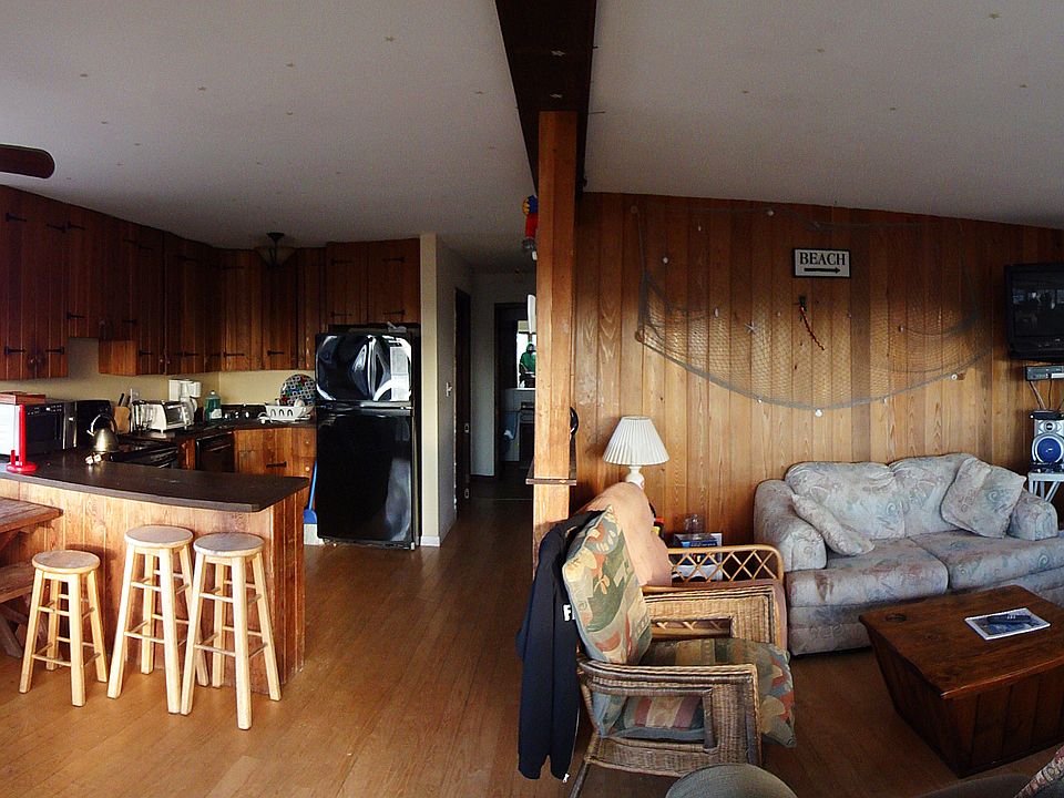 2nd image of 28 Cedar Ct