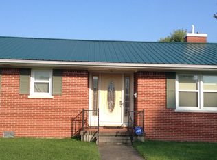 100 Texas St, Greensburg, KY 42743