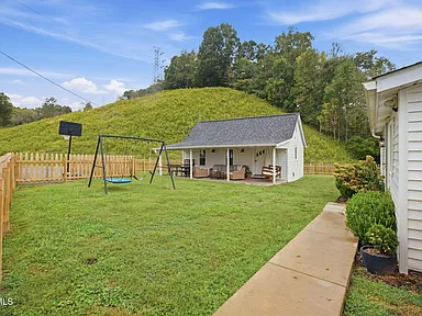 Property photo 38
