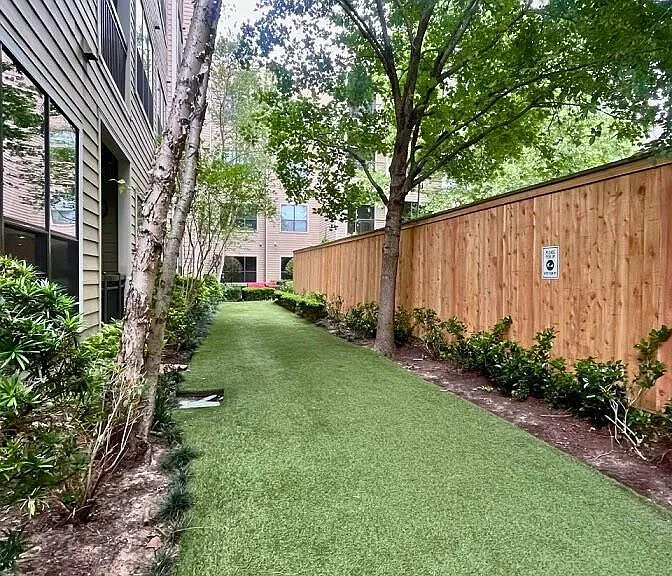 2700 Brazos St #4308 — Photo 18