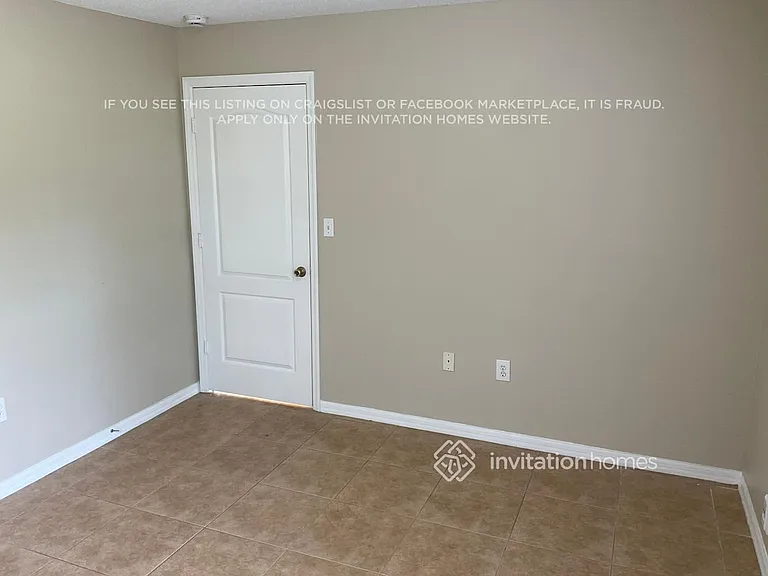 1219 Waterway St SW — Photo 3