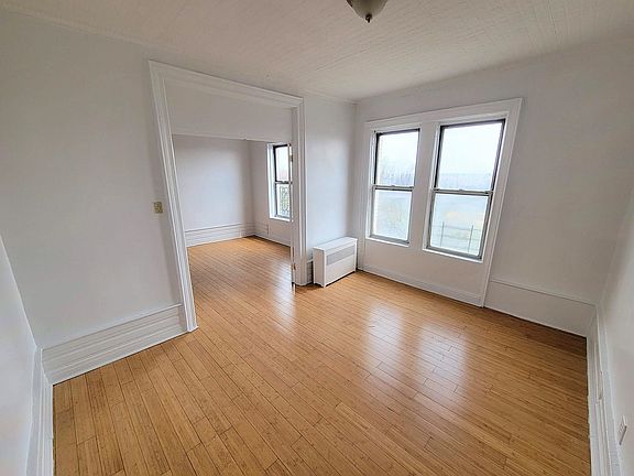 2nd image of 2228 Amsterdam Ave APT 6F