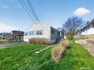 21 Tautog Street, Groton, CT 06340