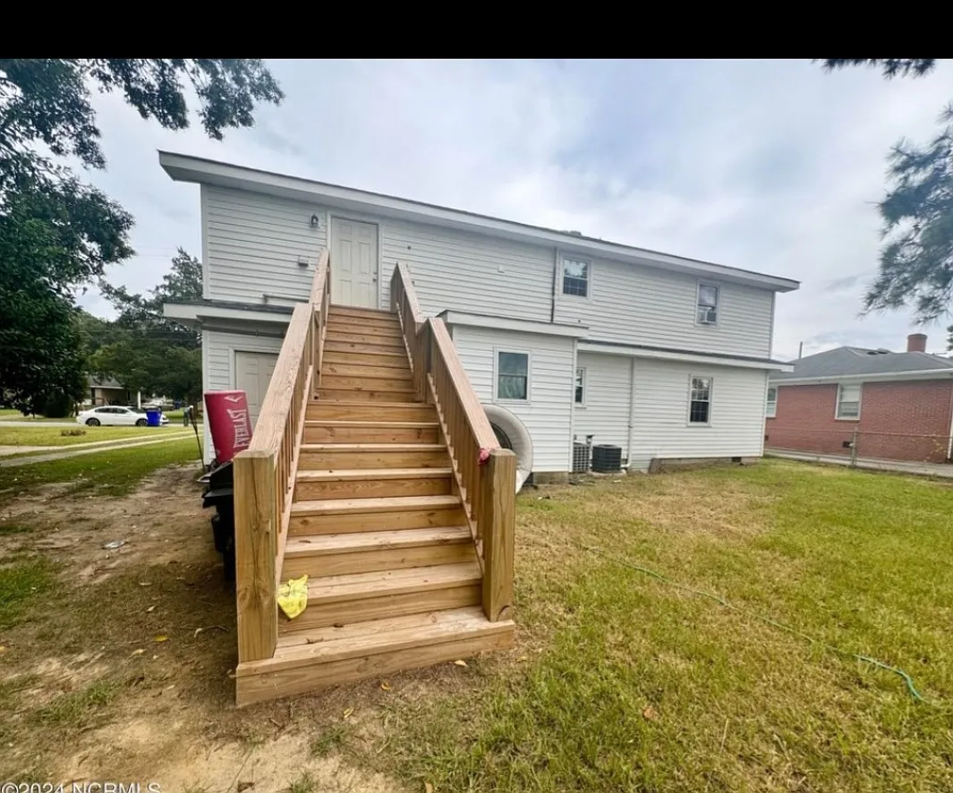 1 bed, $1,300 — Photo 3