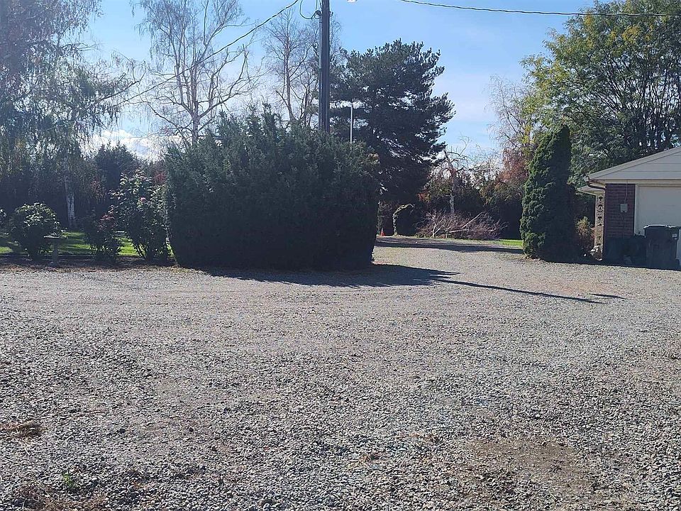 701 Pleasant Ave, Grandview, WA 98930 Zillow