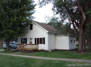 1404 13th St, Viola, IL 61486