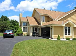 N30W23516 Greenfield Ct APT A, Pewaukee, WI 53072