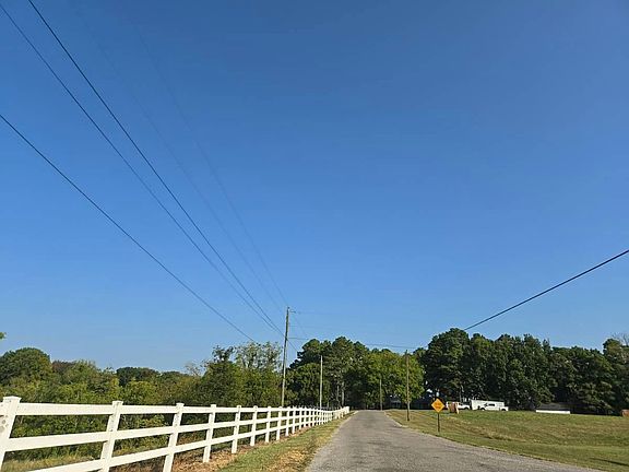 5th image of 681 Aymett Ridge Rd