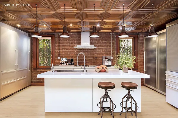 Rented by Stribling | media 29