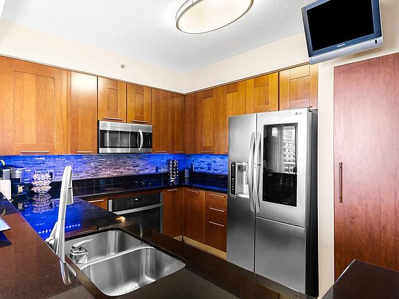 5th image of 350 SE 2nd Street #1870