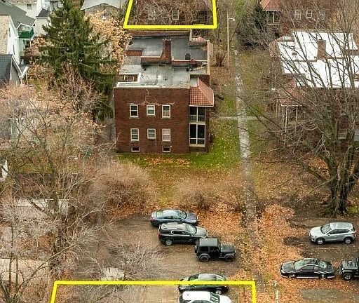 4th image of 1357 Beach Pkwy