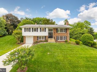 9721 Counsellor Dr, Vienna, VA 22181