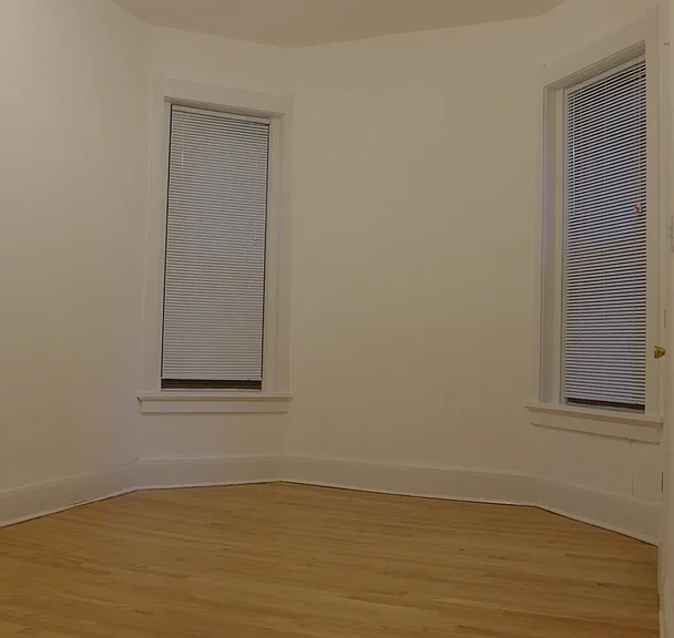 Webster Apartments — Photo 3