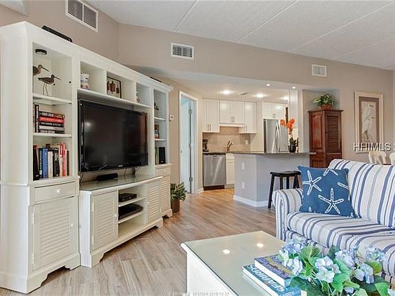 4th image of 10 S Forest Beach Dr