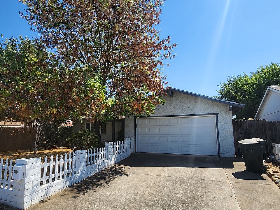 1st image of 3836 Bairnsdale Way