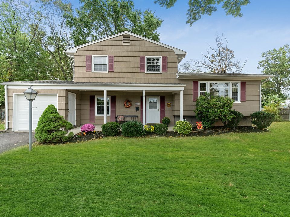 1st image of 35 Lonsdale Dr