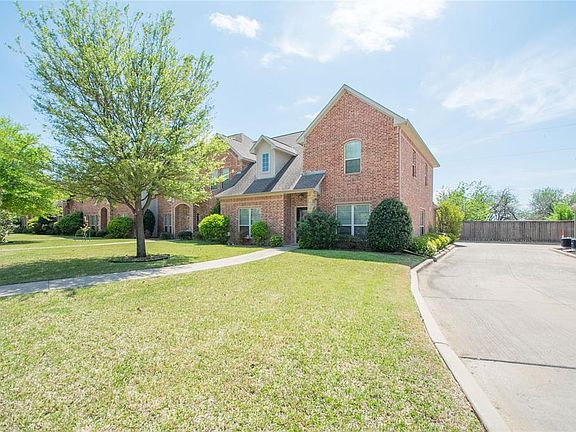 3rd image of 5217 Park Dr