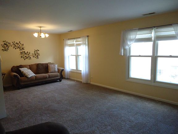 4th image of 851 Victoria Dr #851