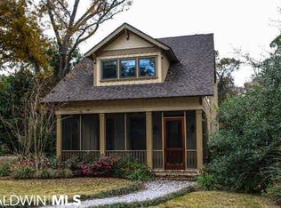 124 Pecan Ave, Fairhope, AL 36532