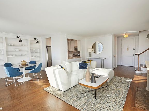 4th image of 215 W 95th St APT 17E