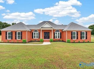 208 Round Top Dr, Harvest, AL 35749
