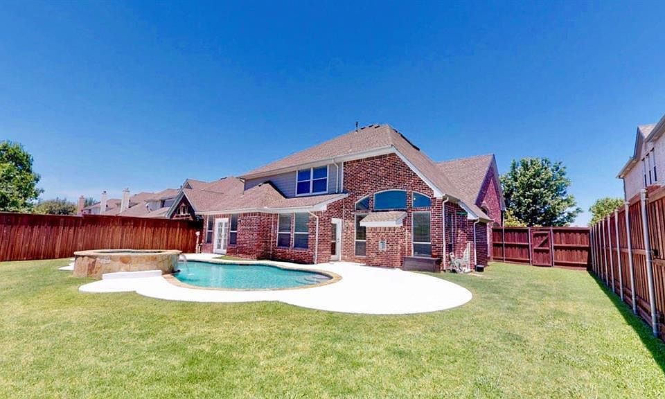1st image of 15303 Bull Run Dr
